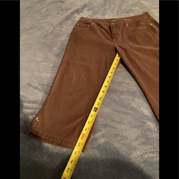Limited Too Capris With Rhinestones. Brown. Size 18R. Jeans. Short Pants. Summer - Picture 6 of 8